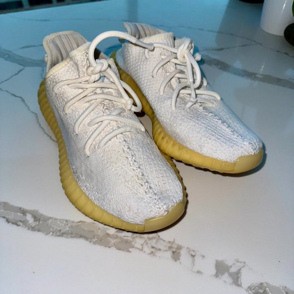 ADIDAS ULTRABOOST 1.0 Womens Sneaker Size 7 - Picture 2 of 5